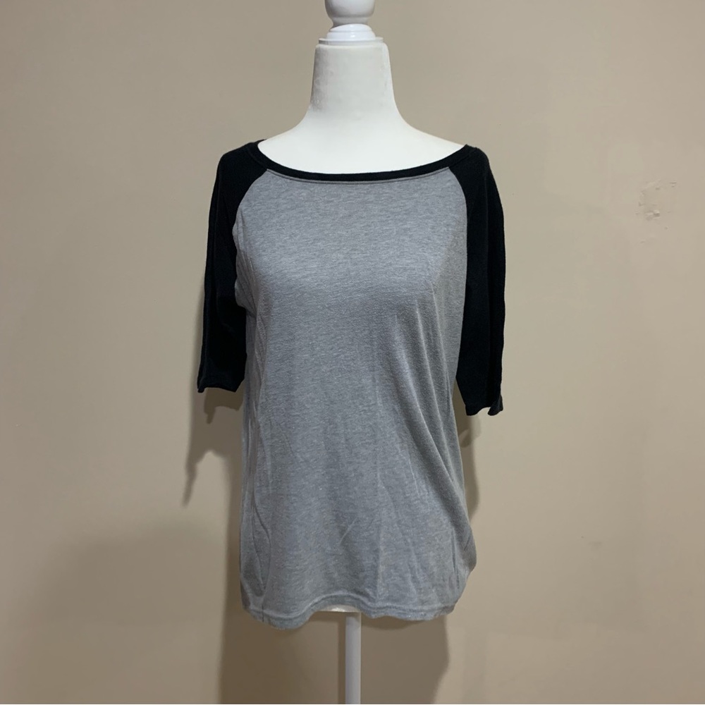 Victoria’s Secret VSX 3 Quarter Sleeve Open-Back Top